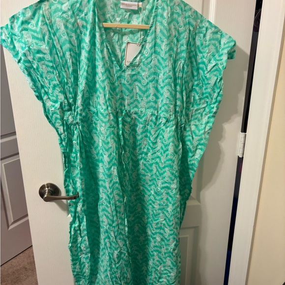 Swim coverup - Picture 2 of 10